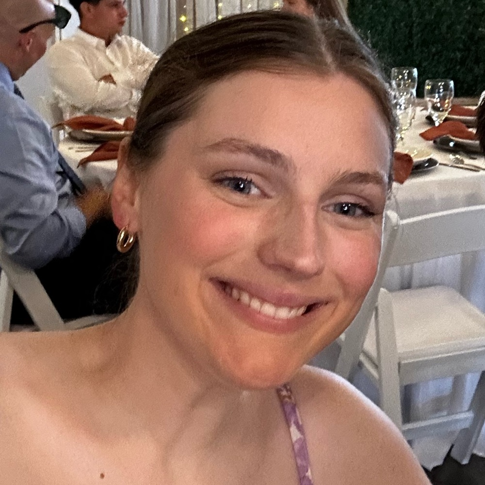 Meet your Posher, Amelia